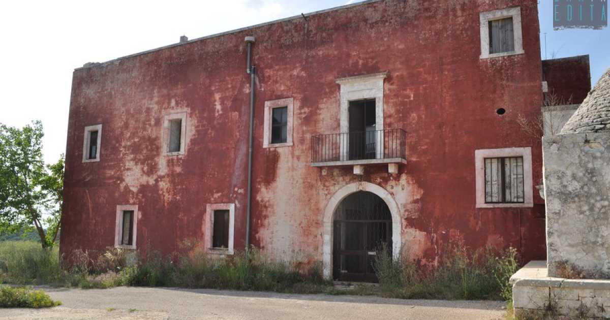 Le storie della "Casa rossa", triste campo d'internamento caduto nell'obl�o